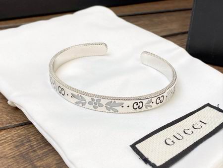 Gucci Bracelet 12lyh370